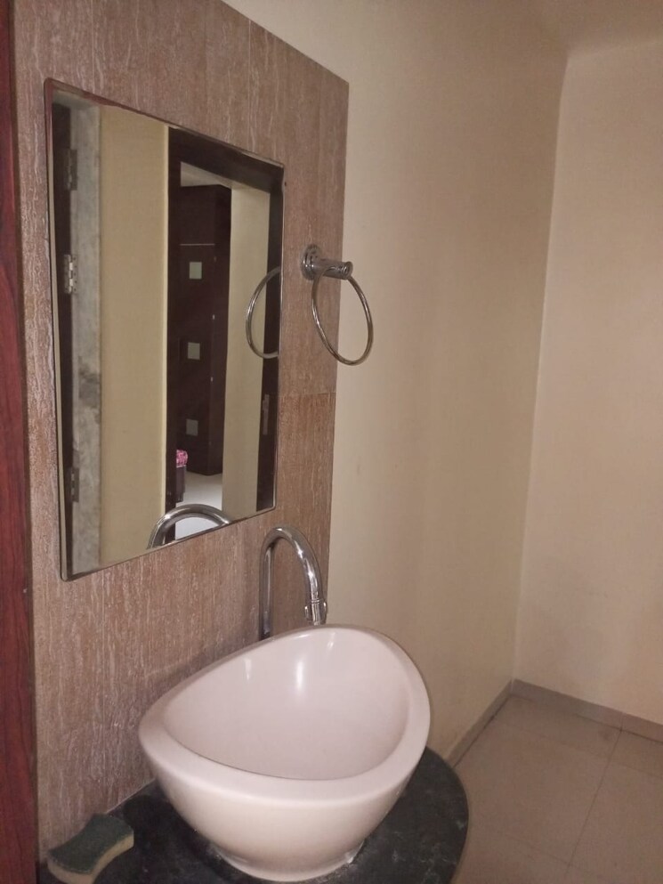 Bathroom, yugal-willed-ways 2 Bedroom 1344 Sq.Ft. Apartment In Baner Pune 7984816