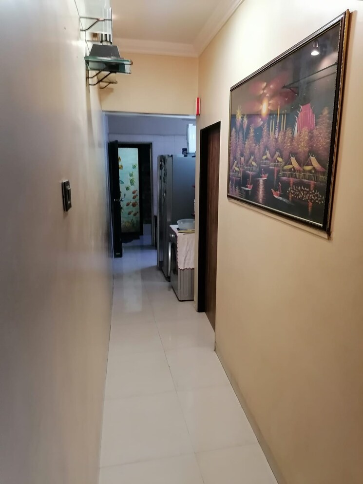 Room, parichay-hsg-society 2 Bedroom 1500 Sq.Ft. Apartment In Bandra West Mumbai 7984832