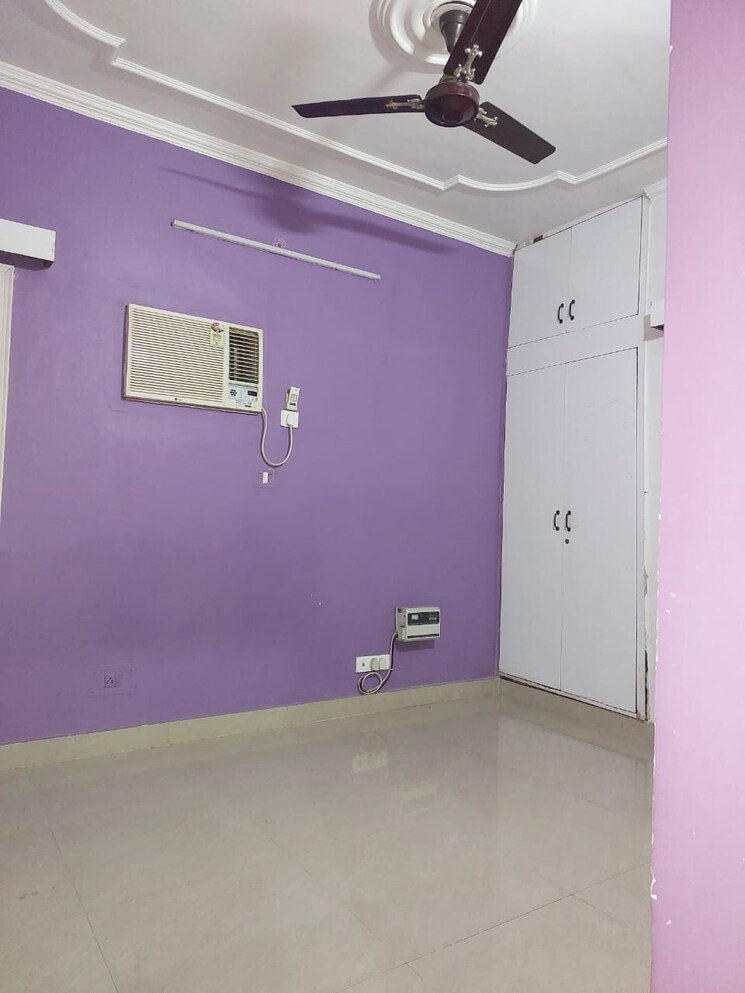 Room, mayur vihar phase 1 3.5 Bedroom 1650 Sq.Ft. Apartment In Mayur Vihar Phase 1 Delhi 7984858