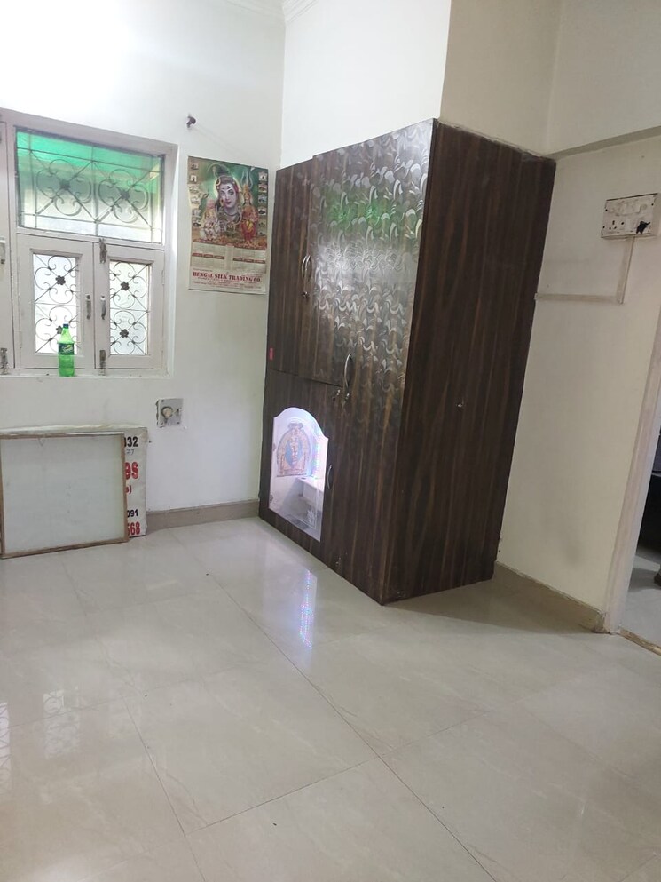 Room, mayur vihar phase 1 3.5 Bedroom 1650 Sq.Ft. Apartment In Mayur Vihar Phase 1 Delhi 7984858