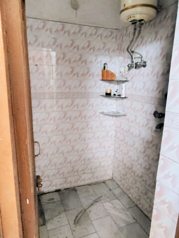 Bathroom in 2 BHK Builder Floor at Housing Board Colony, Sector 31 – for Rent