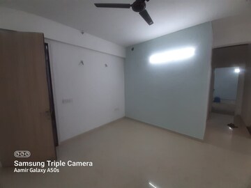 Room in 2 BHK Apartment at Home And Soul Beetle Lap, Sector 24 Yamuna Expressway – for Rent