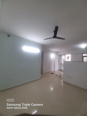 Room in 2 BHK Apartment at Home And Soul Beetle Lap, Sector 24 Yamuna Expressway – for Rent