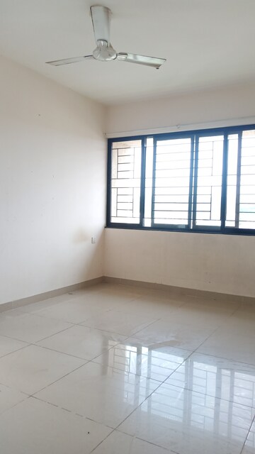 Room in 3 BHK Apartment at Nanded City Asawari, Nanded – for Rent