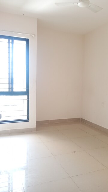 Room in 3 BHK Apartment at Nanded City Asawari, Nanded – for Rent