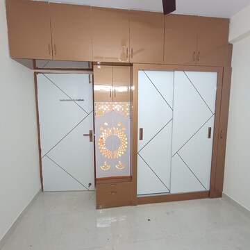 Room in 3 BHK Apartment at Sarvome Shree Homes, Sector 45 – for Sale