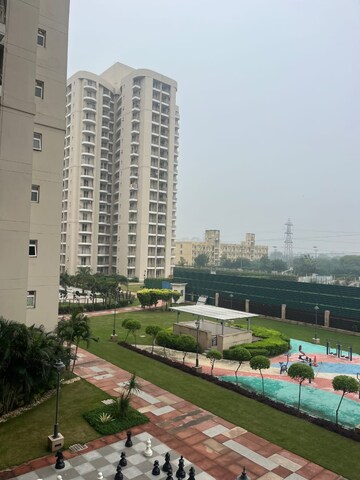 2 BHK Builder Floor – Exterior View View at BPTP Discovery Park, Sector 80 - for Rent