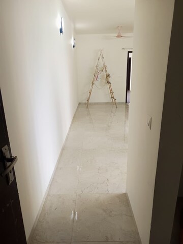 Balcony in 2 BHK Builder Floor at BPTP Discovery Park, Sector 80 – for Rent