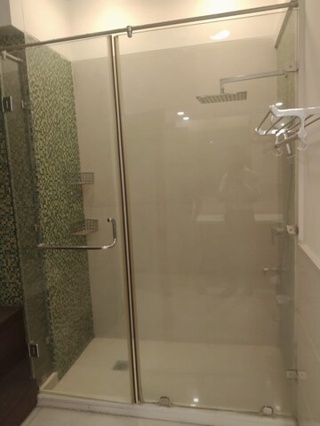 Bathroom in 3 BHK Builder Floor at Sector 70 – for Sale