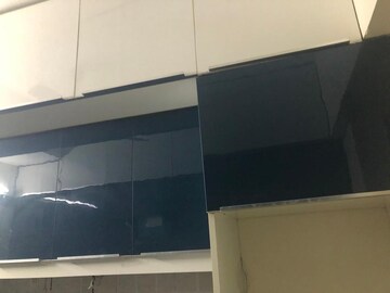 Furnished Amenities in 2 BHK Apartment at Mahavir Kalpavruksha, Ghodbunder Road – for Rent