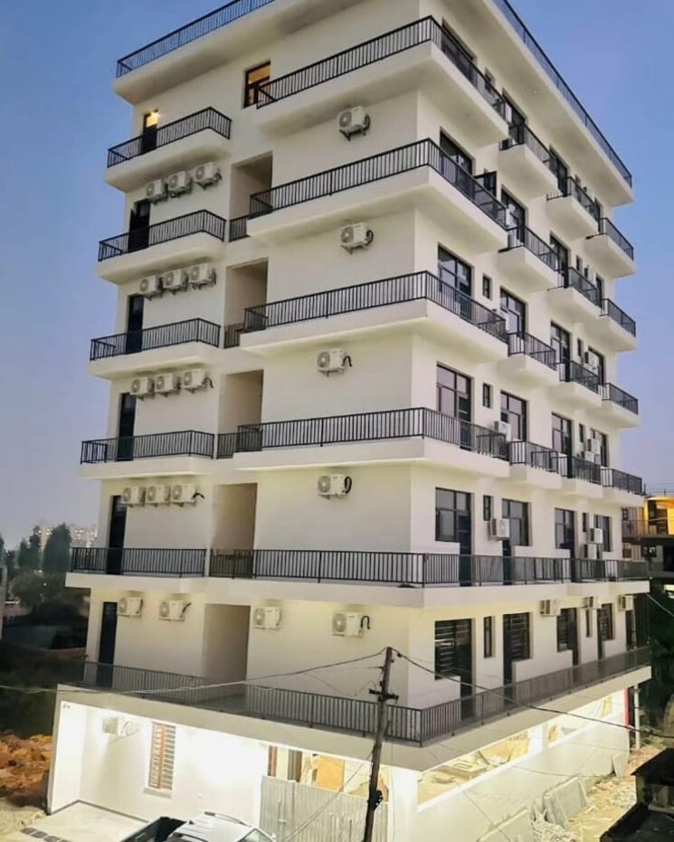 Listing Cover Image