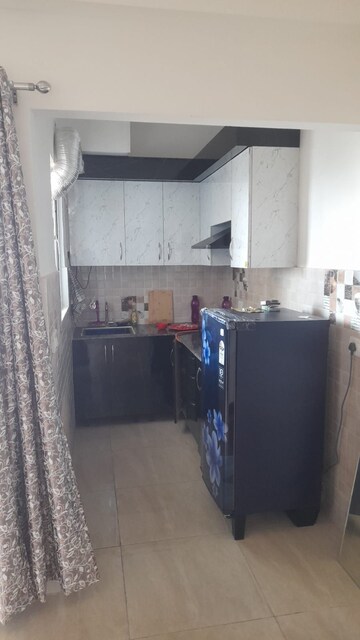 Kitchen in 1.5 BHK Apartment at Gaur City 2 - 14th Avenue, Sector 16c Greater Noida – for Rent
