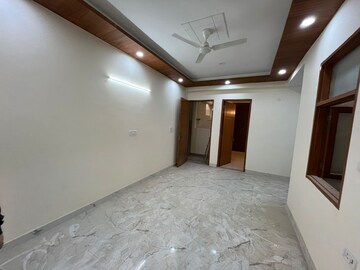 Room in 1 BHK Builder Floor at Freedom Fighters Enclave – for Rent