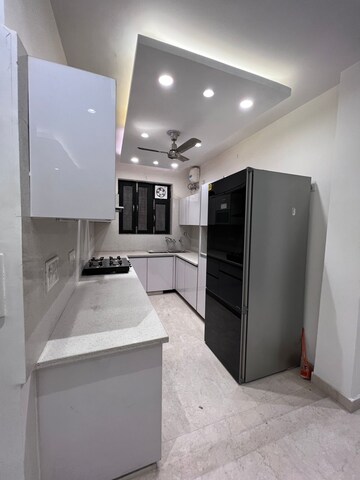 Furnished Amenities in 4 BHK Builder Floor at Paschim Vihar – for Rent