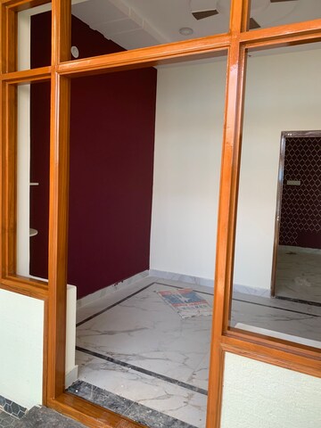 Room in 3 BHK Villa at Kamanpoor – for Sale