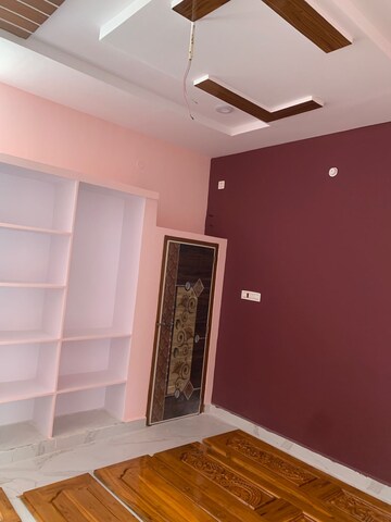 Furnished Amenities in 3 BHK Villa at Kamanpoor – for Sale