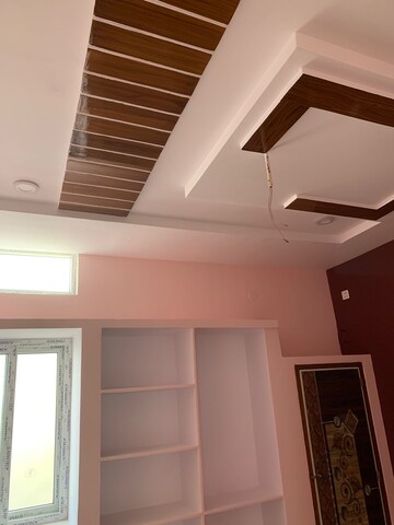 Furnished Amenities in 3 BHK Villa at Kamanpoor – for Sale