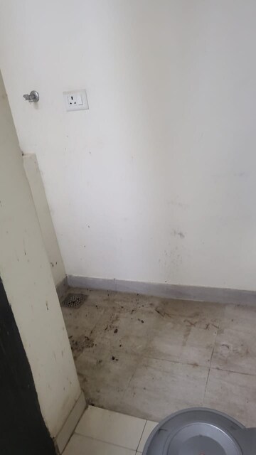 Room in 3 BHK Apartment at Kanakia Silicon Valley, Powai – for Sale