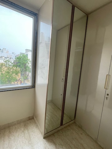 Building Lobby in 4 BHK Builder Floor at Paschim Vihar – for Rent
