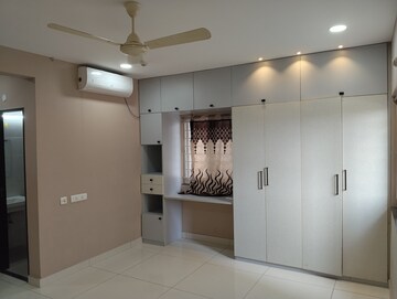 Room in 3 BHK Apartment at My Home Krishe, Financial District – for Rent