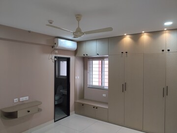 Room in 3 BHK Apartment at My Home Krishe, Financial District – for Rent