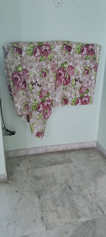 Room in 2 BHK Apartment at Sunshree Gold, Nibm Road – for Rent