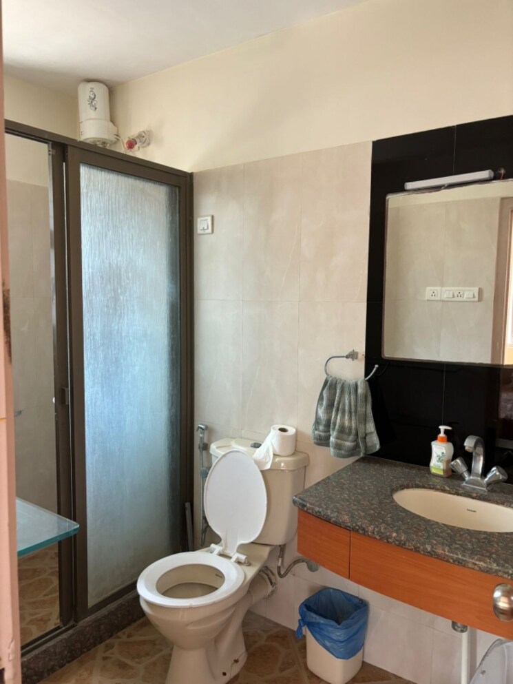 Bathroom, dariya-mahal 2 Bedroom 1060 Sq.Ft. Apartment In Malabar Hill Mumbai 7985480
