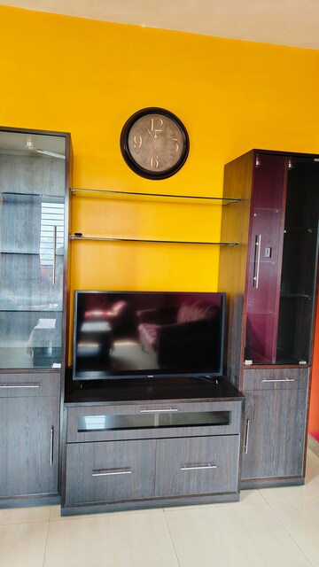 Master Bedroom in 2 BHK Apartment at Magarpatta Jasminium, Hadapsar – for Rent