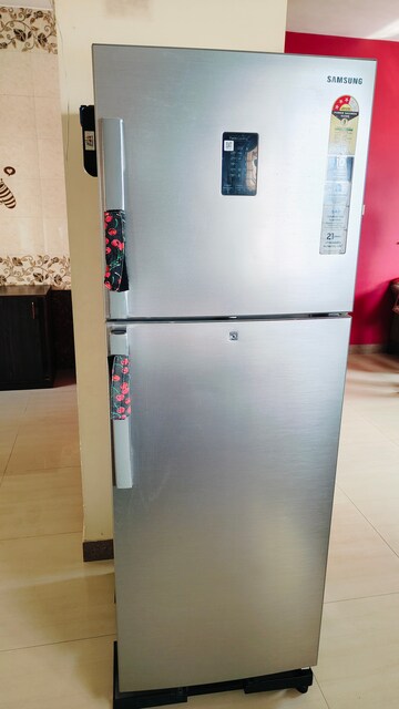 Furnished Amenities in 2 BHK Apartment at Magarpatta Jasminium, Hadapsar – for Rent