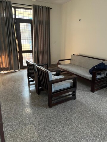 4 BHK Apartment For Sale in Sector 15