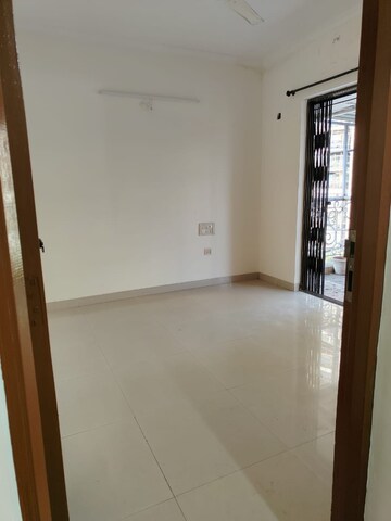 Master Bedroom in 2 BHK Apartment at Tharwani Heritage, Kharghar Sector 7 – for Rent