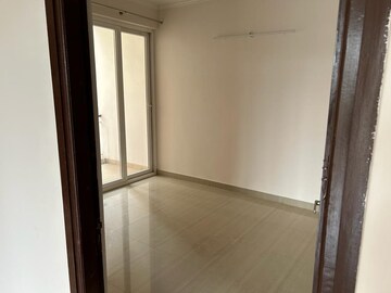 Room in 3 BHK Apartment at Amrapali Leisure Park, Amrapali Leisure Valley – for Rent