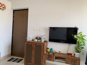 Furnished Amenities in 1.5 BHK Apartment at Runwal Forests, Kanjurmarg West – for Rent