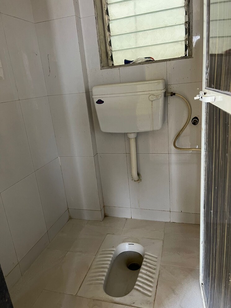 Bathroom, bhamini-sankul 1 Bedroom 580 Sq.Ft. Apartment In Naigaon East Palghar 7985835