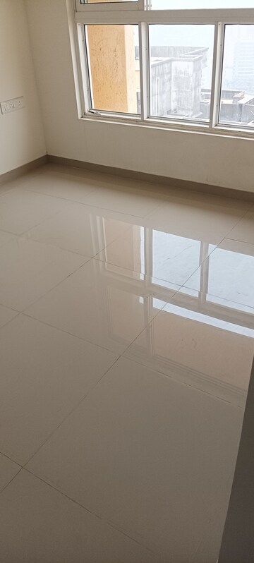 Room in 1 BHK Apartment at JP North Imperia Tower 2, Mira Road – for Sale