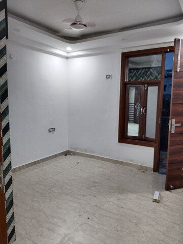 Room in 2 BHK Apartment at Panchsheel Vihar – for Rent