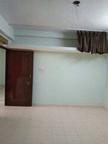 Room in 2 BHK Apartment at Bhind Road – for Rent