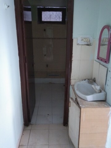 Bathroom in 2 BHK Apartment at Bhind Road – for Rent