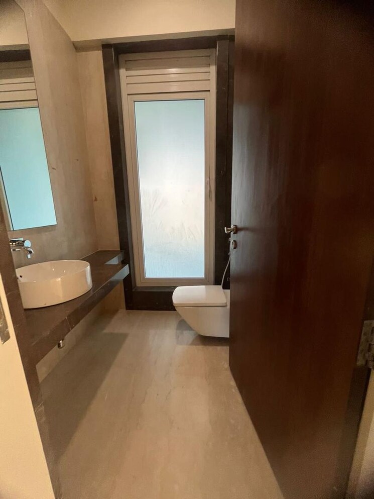 Living Room, windsor-grande-residences 4 Bedroom 3050 Sq.Ft. Apartment In Andheri West Mumbai 7985932