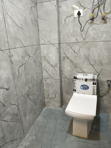 Bathroom in 3 BHK Apartment at Khirki Extension – for Rent