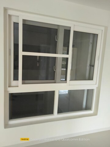 Room in 3 BHK Apartment at DS Max Skycity, Thanisandra – for Rent