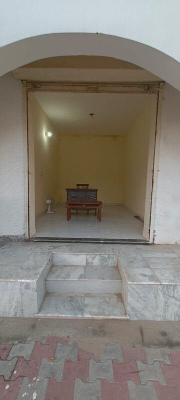  Shop – Exterior View View at Kharar Mohali Road - for Rent