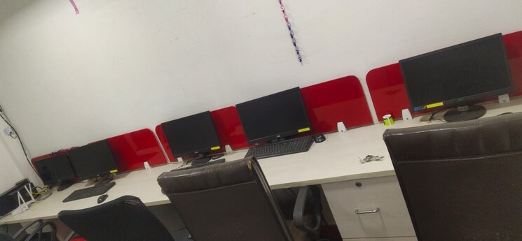 Team Area, sector 3 Commercial Office Space 216 Sq.Ft. In Sector 3 Noida 7985975