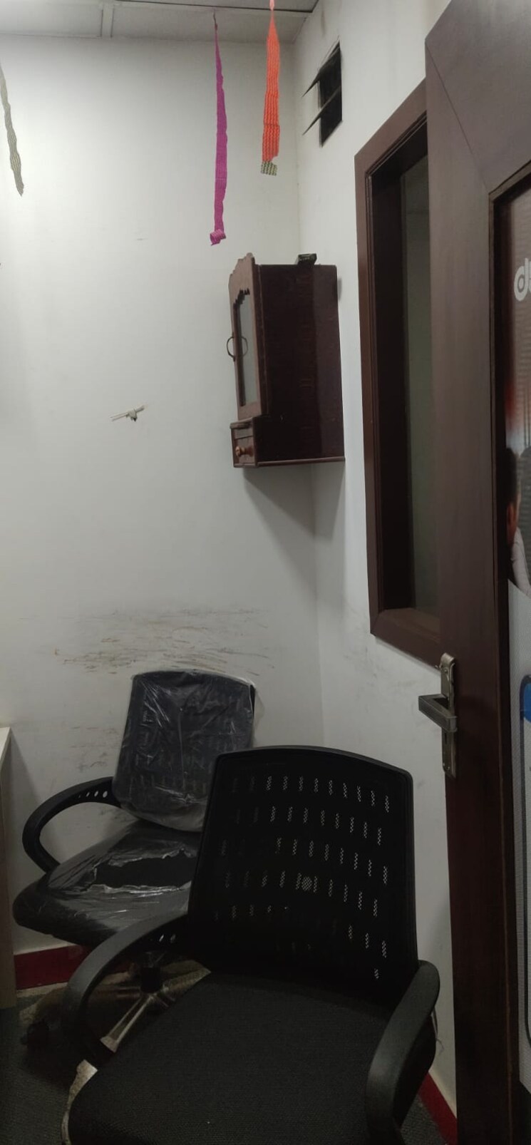 Team Area, sector 3 Commercial Office Space 216 Sq.Ft. In Sector 3 Noida 7985975