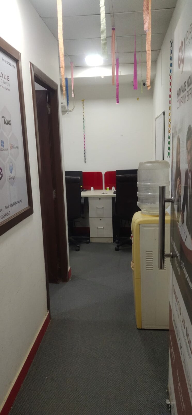 Team Area, sector 3 Commercial Office Space 216 Sq.Ft. In Sector 3 Noida 7985975