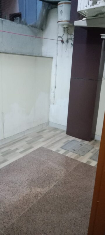 Room in 3.5 BHK Apartment at Ardee City The Residency, Sector 52 – for Rent