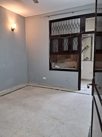 Room in 3.5 BHK Apartment at Ardee City The Residency, Sector 52 – for Rent
