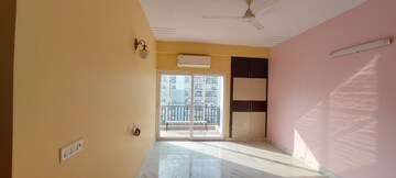 Room in 3 BHK Apartment at Panchsheel Pratistha, Sector 75 – for Rent
