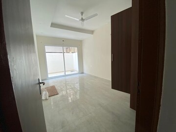 Room in 3 BHK Builder Floor at Sector 110 – for Sale