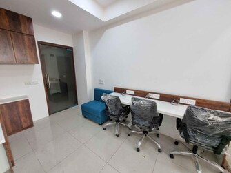 Commercial Office Space 1000 Sq.Ft. For Rent in Regal Square Indore  7986023